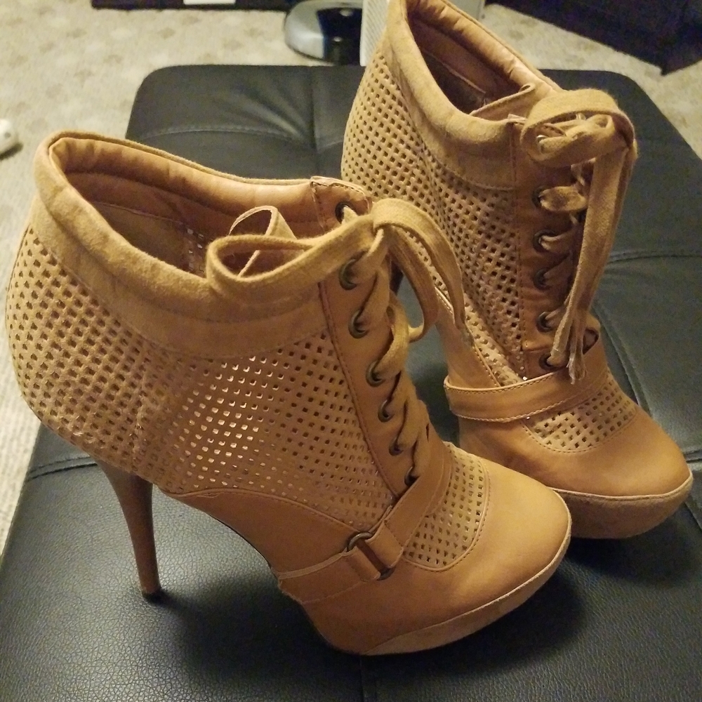Platform heels